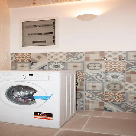 Tower House In Puglia With Pool צ'יסטרנינו