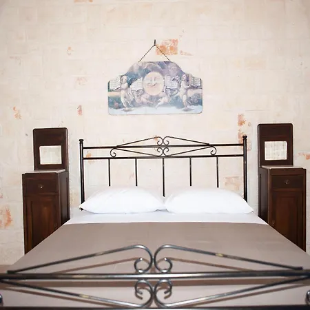 בית נופש Tower House In Puglia With Pool *