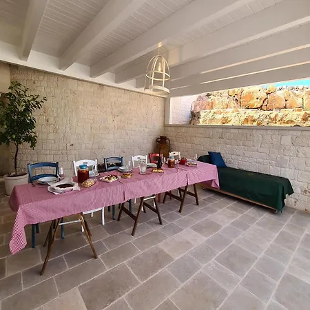 Tower House In Puglia With Pool Cisternino