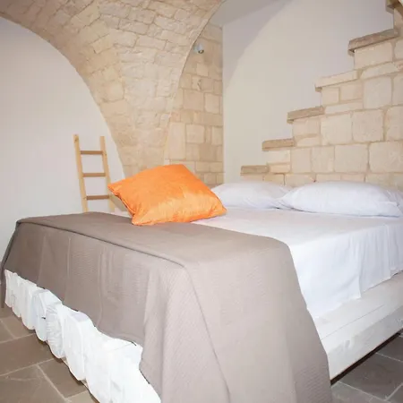 Tower House In Puglia With Pool Cisternino