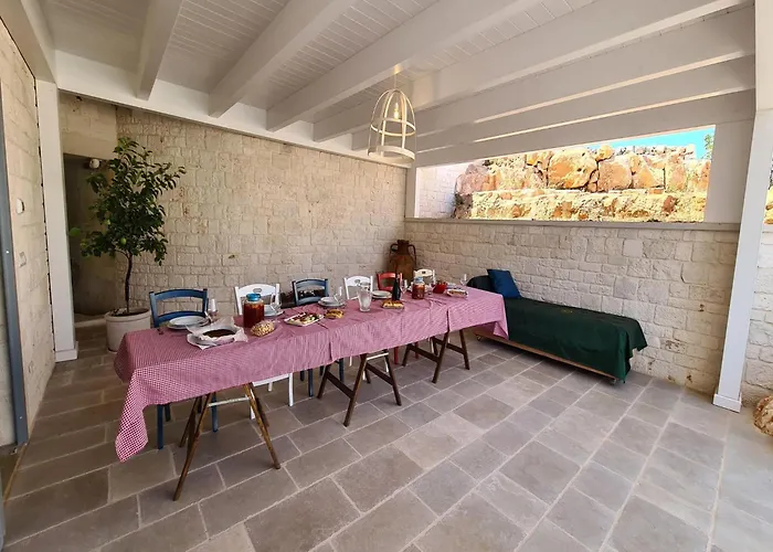 Tower House In Puglia With Pool Cisternino